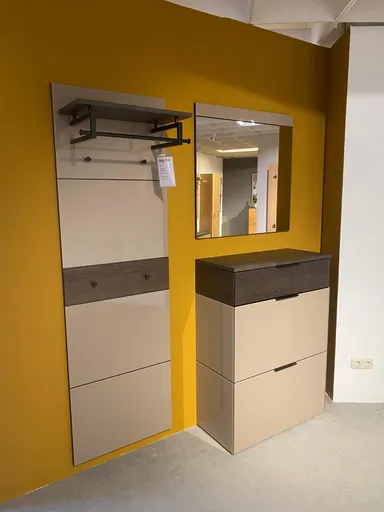 Garderobe Novara